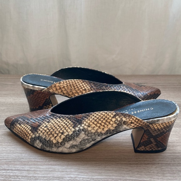 CL by Chinese Laundry Shoes - Chinese laundry Marnie pytho snake slide mules 6,5/37